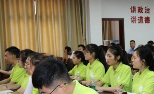 ׌�ഺ�ͺ�ˮ����Ұ�g�_������