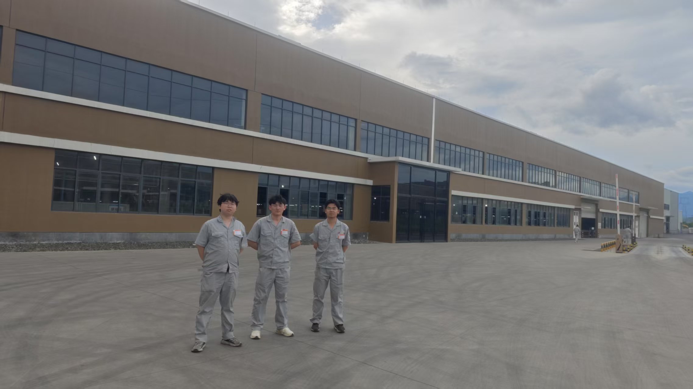 ���M���־�����̽�ؾ��������c���ʜy��