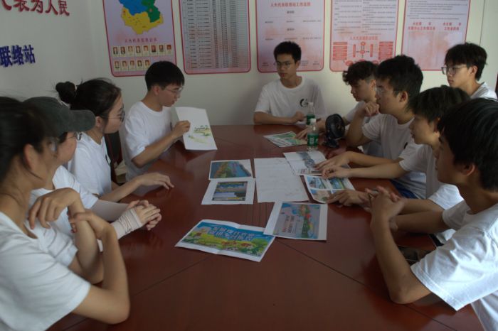 ��ɽ��W(xu��)�����С���(sh��)�`�F(tu��n)���ഺ��(hu��)�P�L���d�����L��������(d��n)��(d��ng)