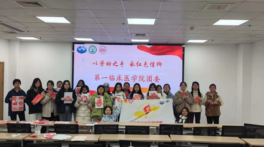 ���Ԅڄ�֮�֣��мtɫ�������ֹ�ɳ����ӈA�M��Ļ��