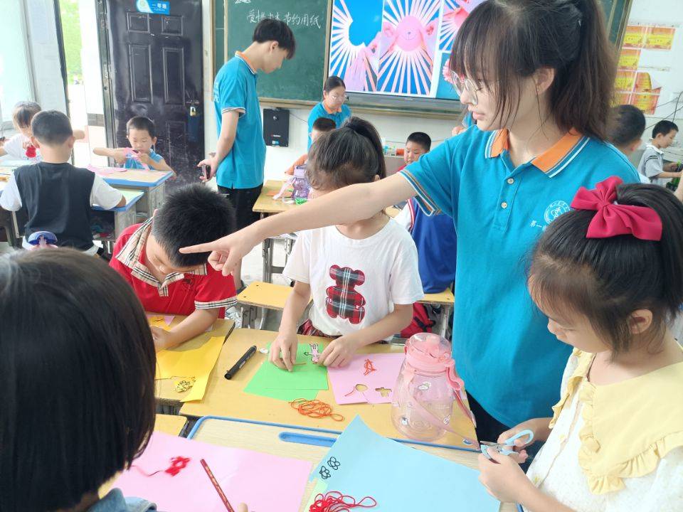 �ഺ��s����ڣ����ҹ����ǻ���