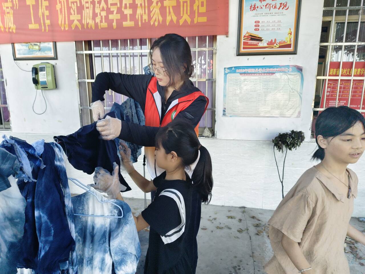 ��ˇ����־Ը�߷��ՈF���I�{ӡ�����Ļ��L���������ЌW�������b���y�Ļ��匚