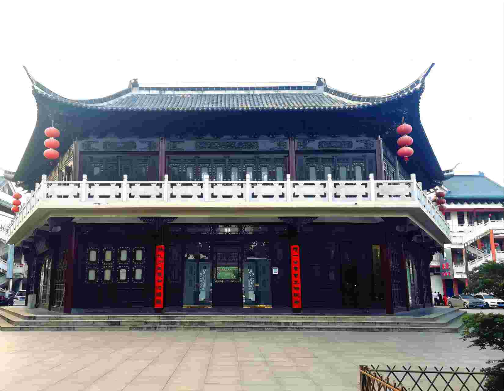 �����Ї�ʽ�F(xi��n)�������V�I(l��ng)���L���Кvʷ�ظ����E