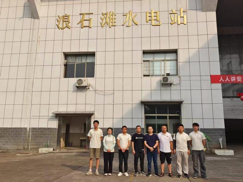 ���⃦���ݣ��ؾGɫ·��