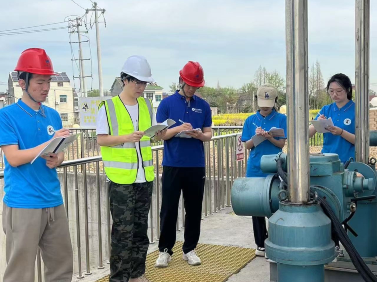 ���ݹ��WԺ��������ˮ�������д�������뢮��ǻ�ˮ����ƪ