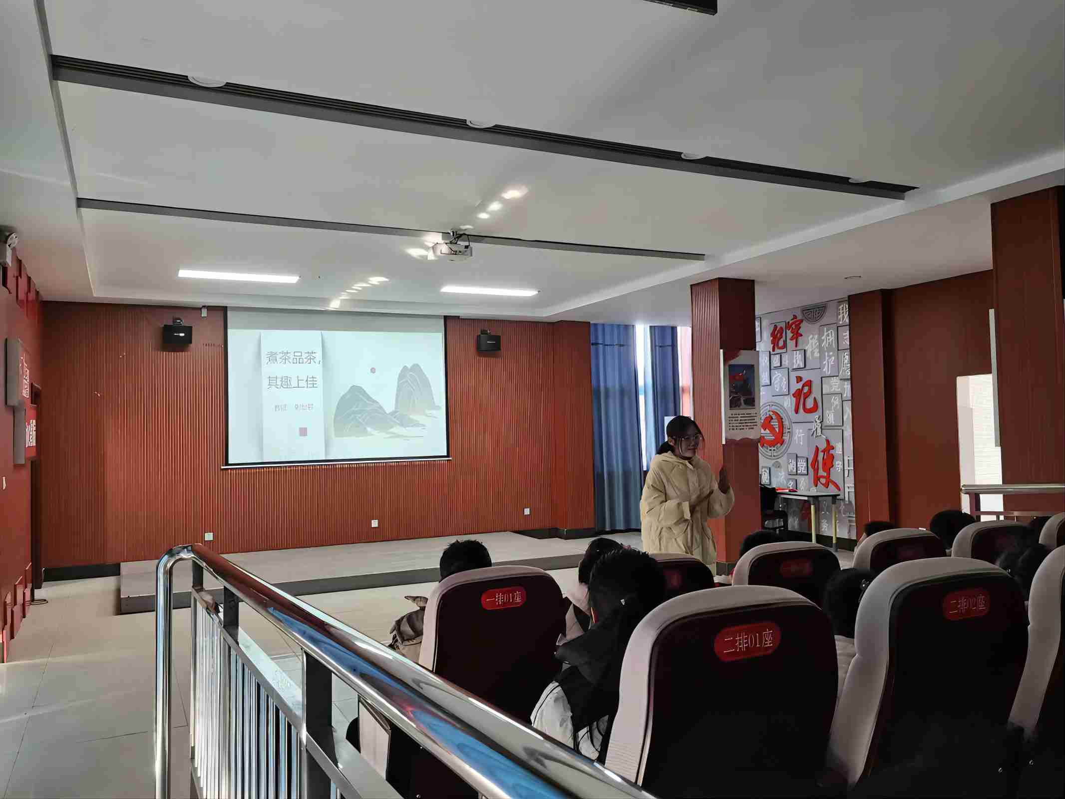 ������`|�������L���Ļ����v��ӣ�����r�⣬��Ʒ���㣬�w��Ļ�