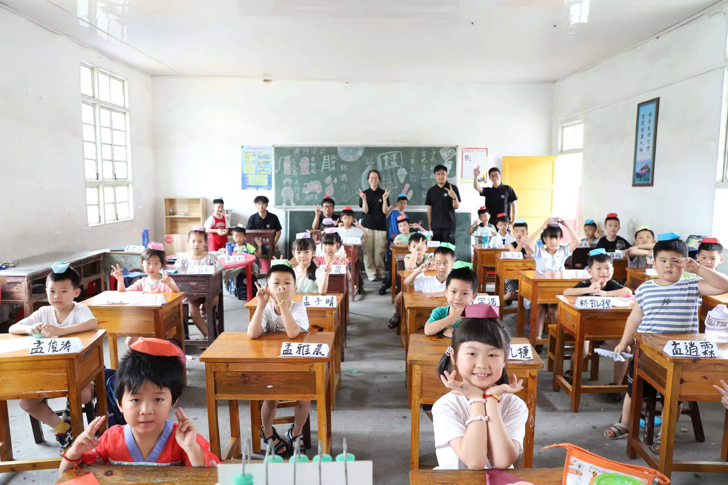 �����Ļ���������ͯ�Ĺ��L����Ļ�����