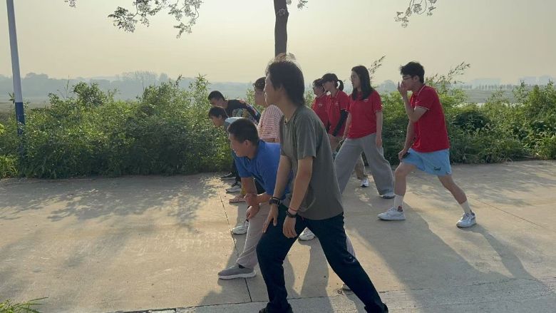 �������С��壬��ͯ���I����T�����Ϲ���W�������l����������`���