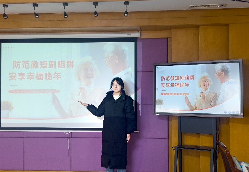 �y�����o�Ļ����}���������p������