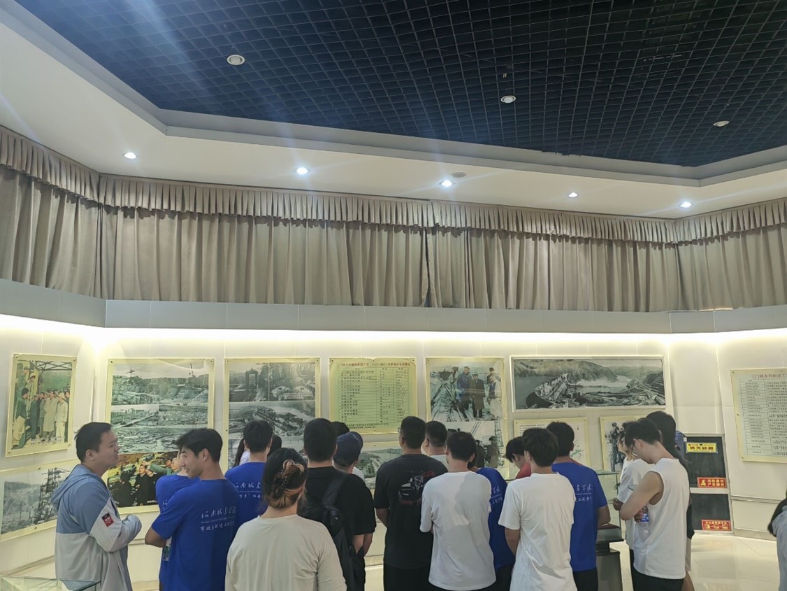 ��С��--���o�f�ɺ���ͬ����Ӊ�