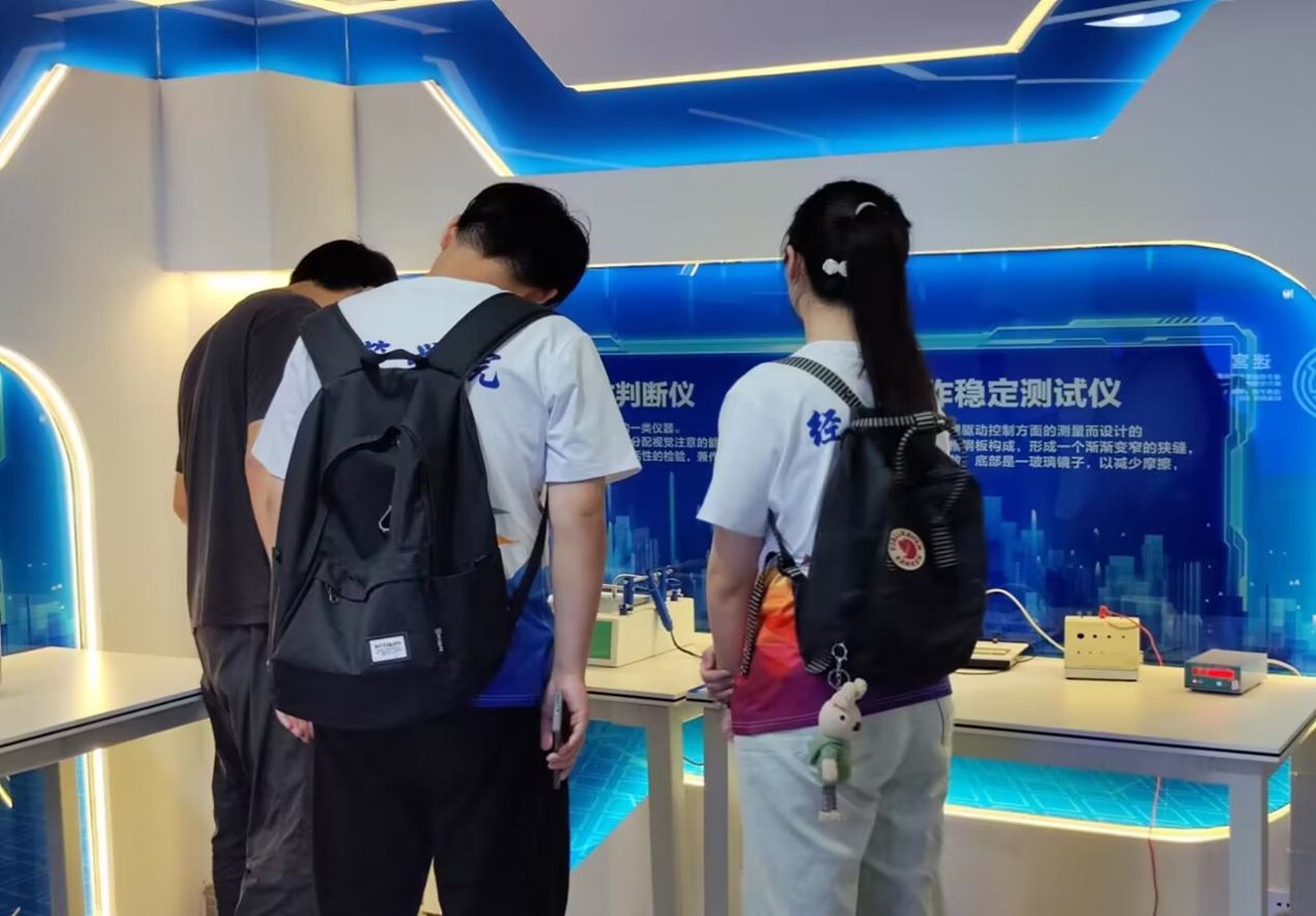 �ؑc��W(xu��)�������l(xi��ng)�l(f��)չ���v�t�r���¡���(sh��)�`�F(tu��n) ���^��Ϫ�����Ƽ��^