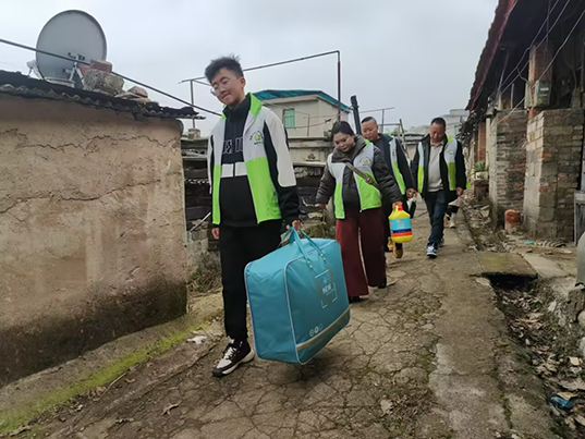 ���＼�g(sh��)�W(xu��)Ժ�_չ�����Ă��f���͡��tɫ�Aվ���������(hu��)��(sh��)�`