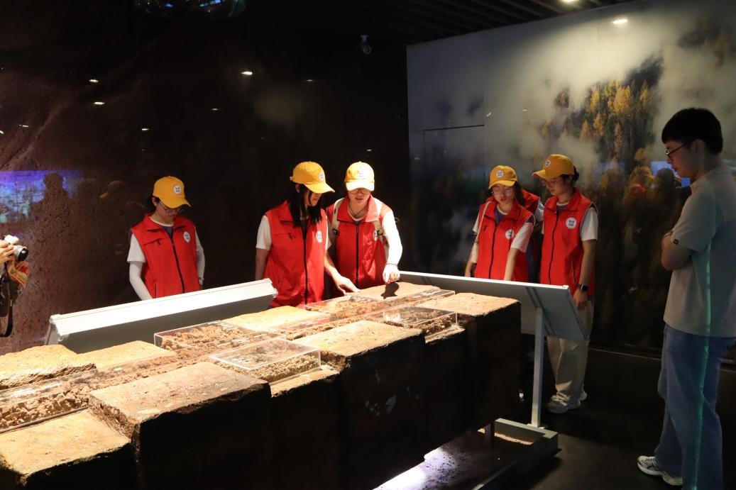 �����̌W(xu��)�ӌ�������ʷ�����d�F���ϵ���r(n��ng)�d�� �����ؑc���̴�W(xu��)���̹���W(xu��)Ժ���l(xi��ng)�����d���M�F����