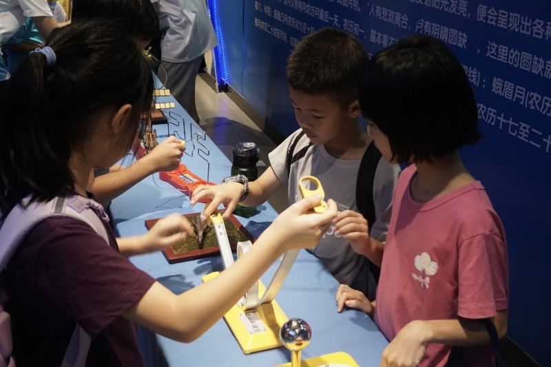 ���ǝ�ͯ�ġ�ͻ���֧���У����M̫�Ϳ����^�c�������ģ��w�ʽ�W���c�����ڕr��