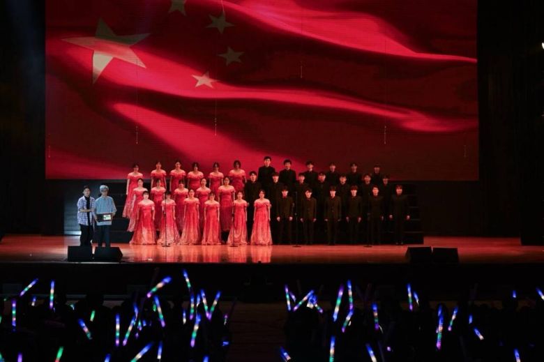 �ӛ�vʷ��ͦ�ߓ������������ꖷ�����_չ�tɫ�������}���