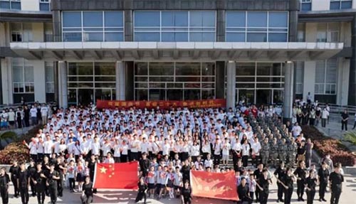 �ش����ČW���؄e�h�ջ�ӫI�Y����A�Q