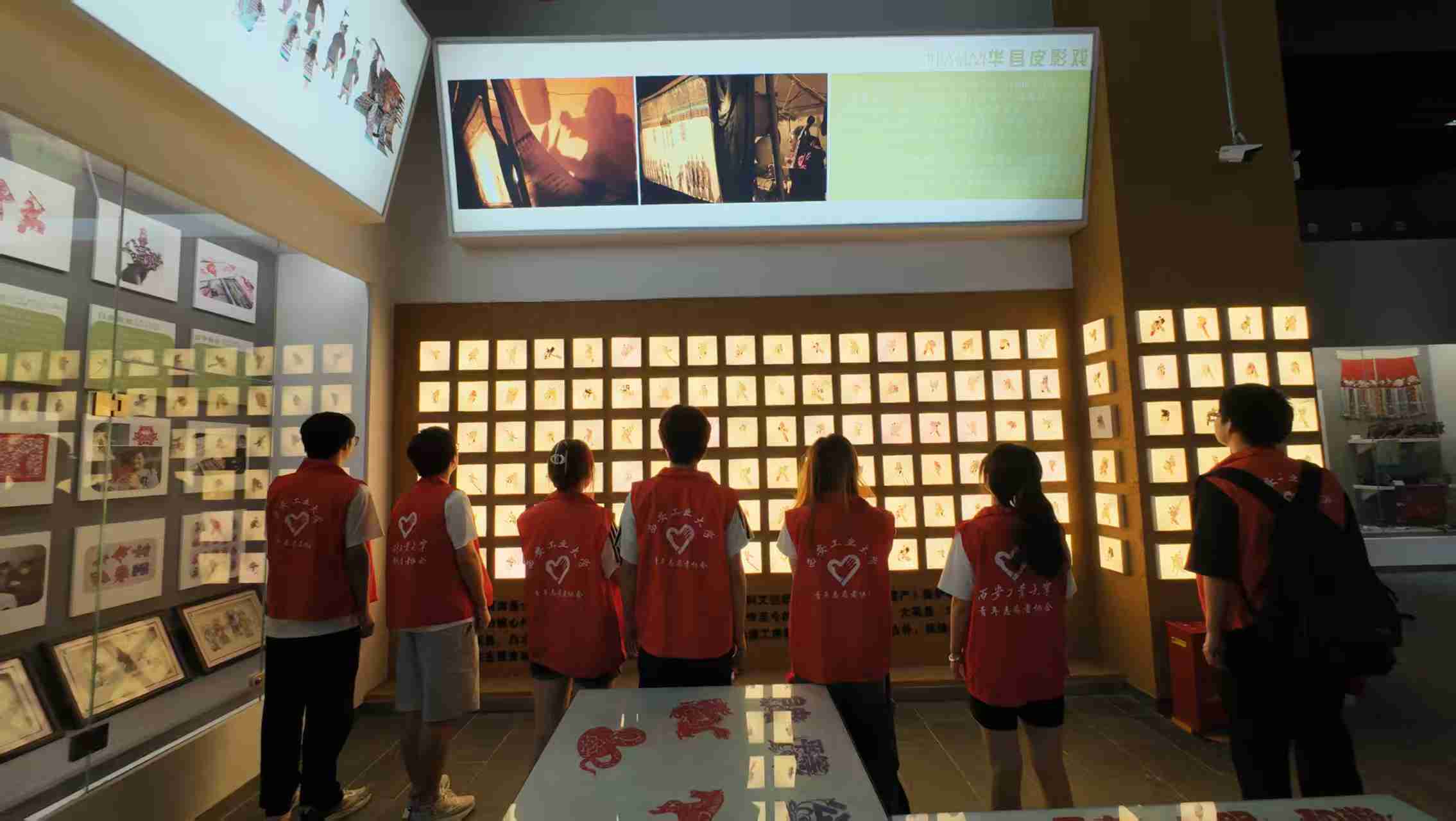 ̽�����z�����������Ļ�н��