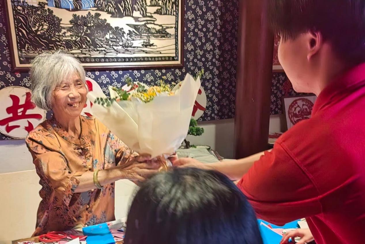 һ��֮�ɊZ�񹦣��������g������