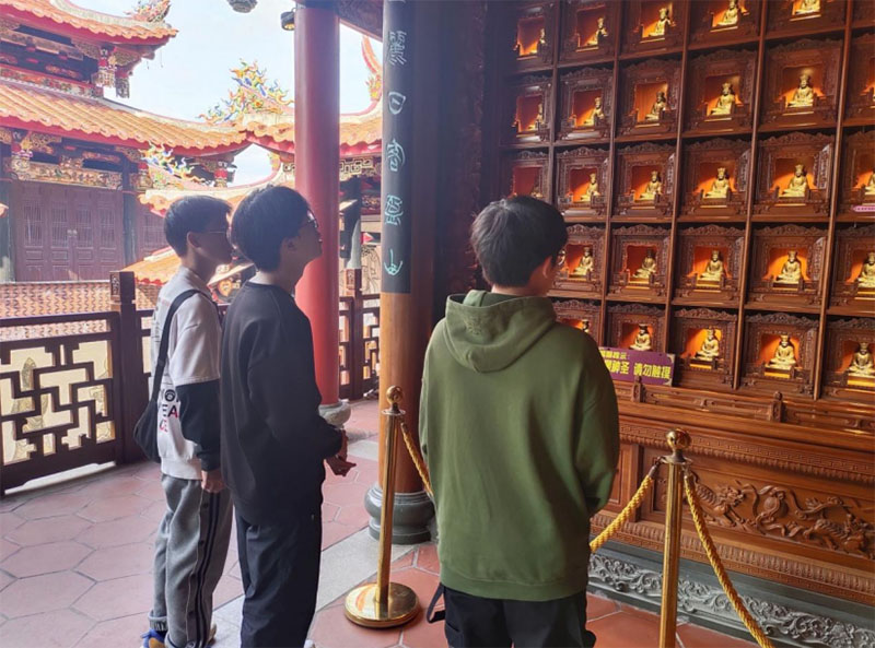 �}Ȫ���z�н��� ��퍽��m���}