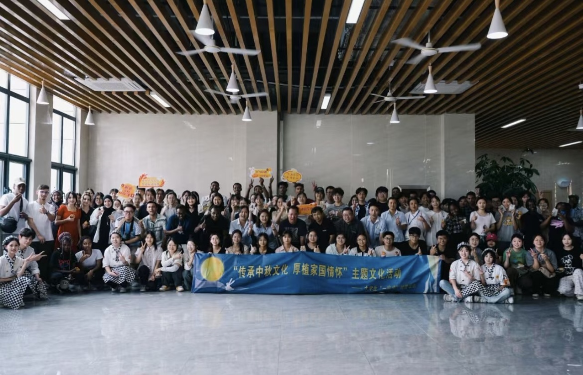 �������tˎ��W�e�k�����������Ļ�����ֲ�҇���ѡ����}�Ļ����