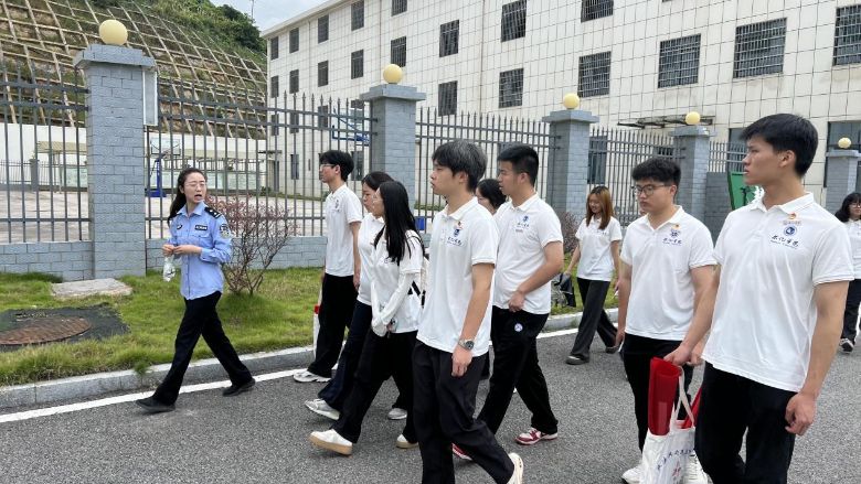 �ѻ��WԺ��W����ٵ�һ�n������������ܽ^��Ʒ