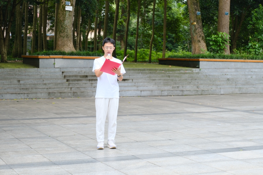 ����Ӣ�Ҿ����s�m�tɫѪ�}���Ͻ������l�F�����ʿ��@�����Ĺ