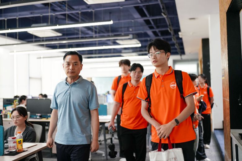 �����l(xi��ng)|�Ϸʹ��I(y��)��W(xu��)�� �ഺ�x����������������(m��ng) �Xɽ�����L���l(xi��ng)�����d�D��