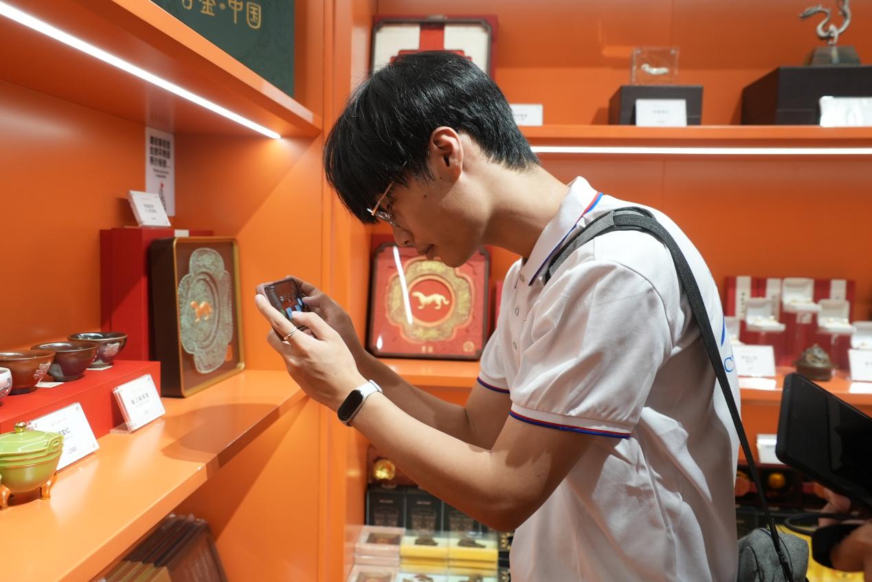 �L����W����Դ�����z퍣��s�m���}н�𡱌��`��_չ����vʷ�Ļ��c�Ą��a�I����{��