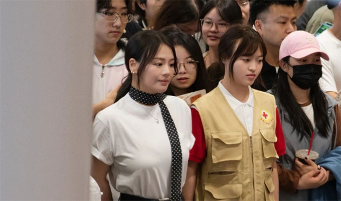 �������ഺ���������t�z���ഺУ�@�л�����M��ͨ��W���R˼������t�z��������ʹ���ӻ��