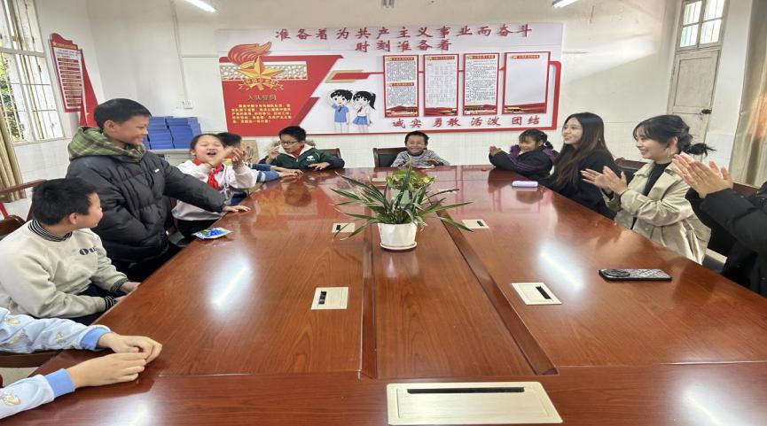 ����������(r��n)ͯ�ģ��P(gu��n)�����؆��³�