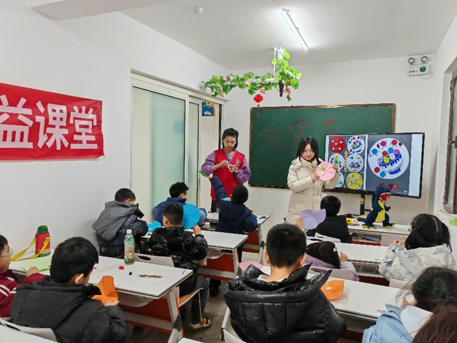 ���ٲ�ϣ�����Ǟ���ͯ�ġ����Aɽ�ֵ�֧����Ӱ