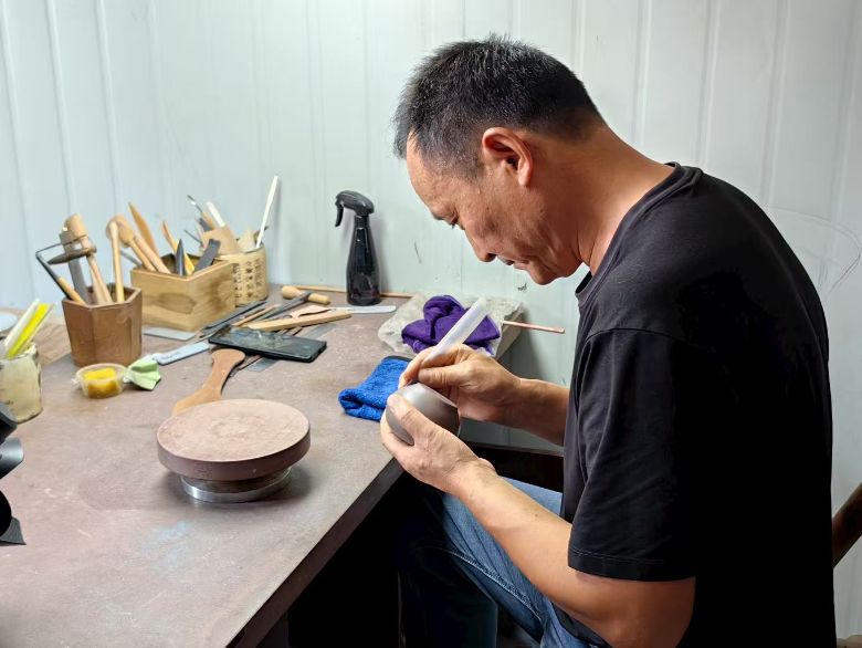 �ؼ{���ƣ��������s���z