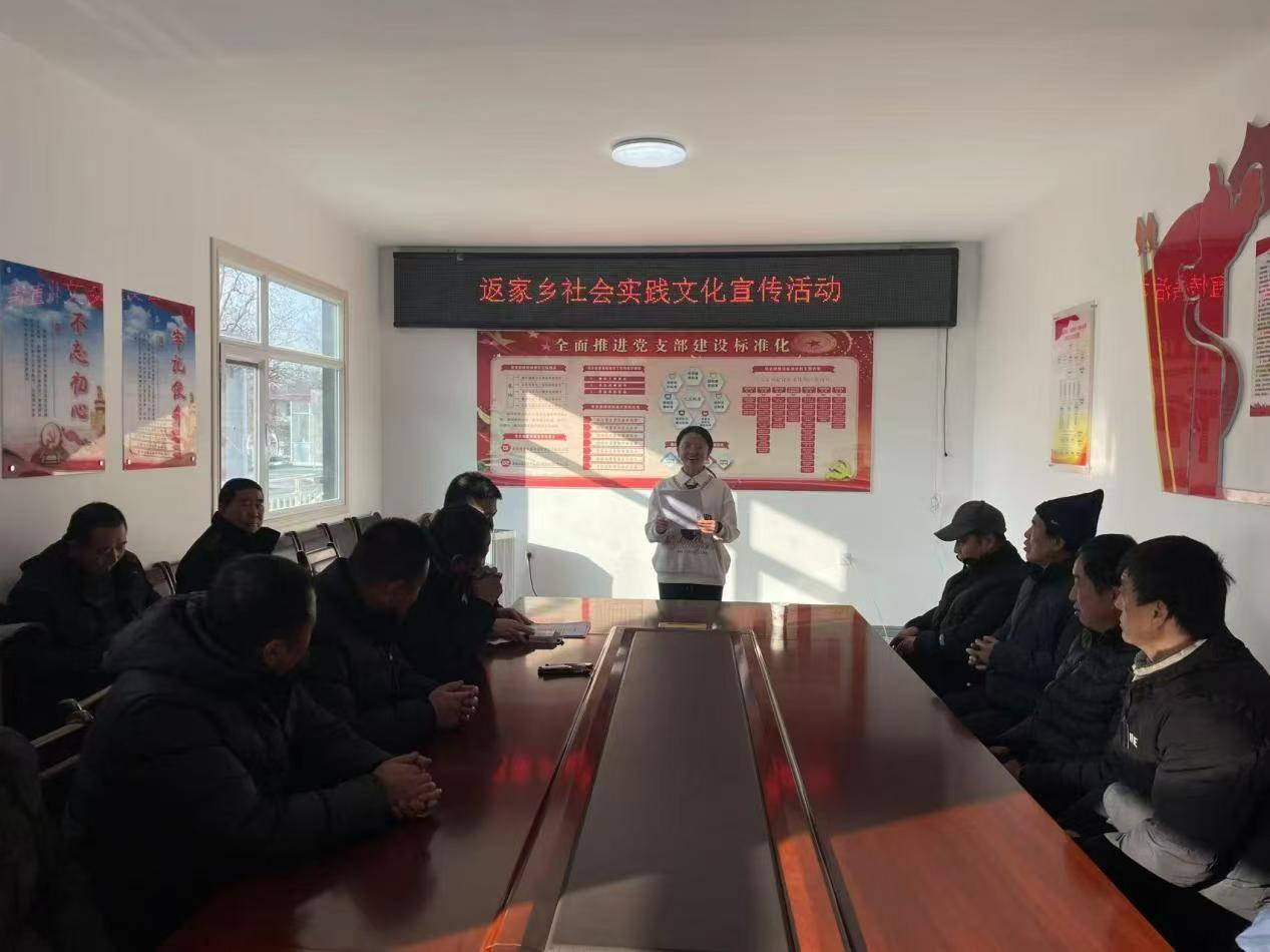 ����֮���c(di��n)�����l(xi��ng)�����F(tu��n)�c������Wҫ