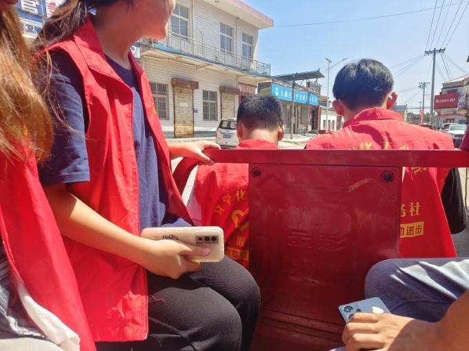 �Ј�̽�ز����H�I���ഺ�ǻ۴��M�r(n��ng)�d