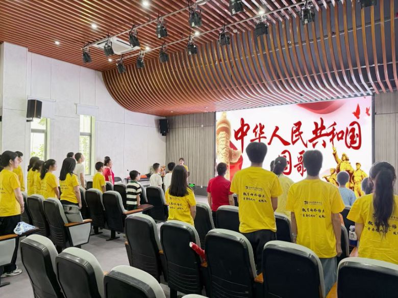 ���ഺҫͯ�ġ����`꠸��}��h�����l֧�̣����z�Ļ���ͯ�� ���S�n��������