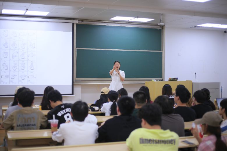 ����Ӌ��C(j��)���y������������δ��������������`�F(tu��n)�����ւ��ģ������o����