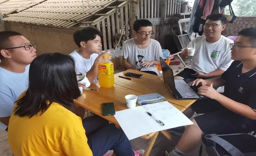 �շ��M��^�����������������L��