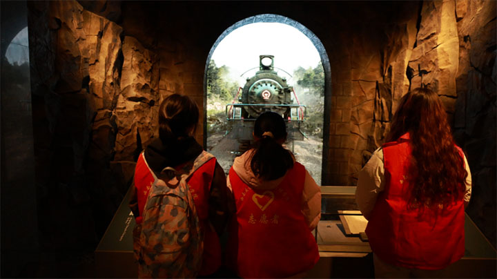 ����ĸ��ǻ� �x���l�����d����e�}��ͨ������`꠸��V���ЌW���{��