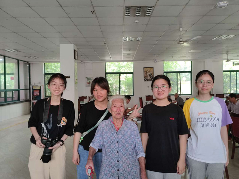 ����������`|���ϫI���ģ�Т�ϴٺ��C