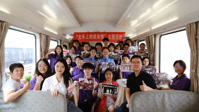 88�����@�죬�@����܇��׃���tɫ�n�á����ÿͣ��@��܇����ֵ̫��