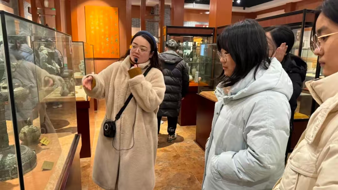 ��ζǧ����㣬���з��z����