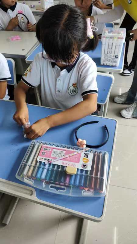 �q�����R���ӌWУ�ɹ��e�k������`������W���c־Ը�߹�ͬ���L