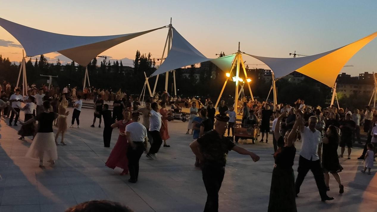 ������`�ĵ��w��������F�Y�����۹�ͬǰ�е�����