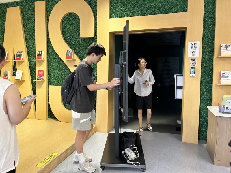 ���С�(du��)���ڌ�(sh��)�`��HiTalk�c(di��n)���Ļ�����֮·