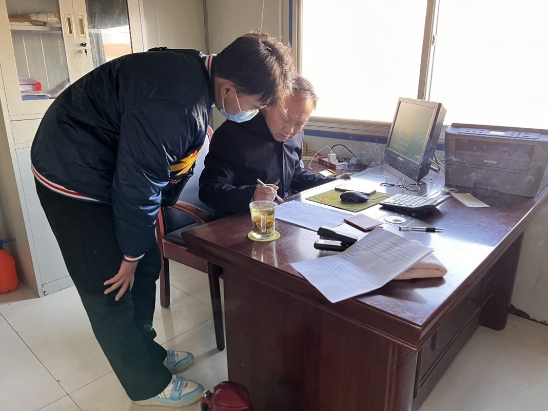 ���B���r�����������r��