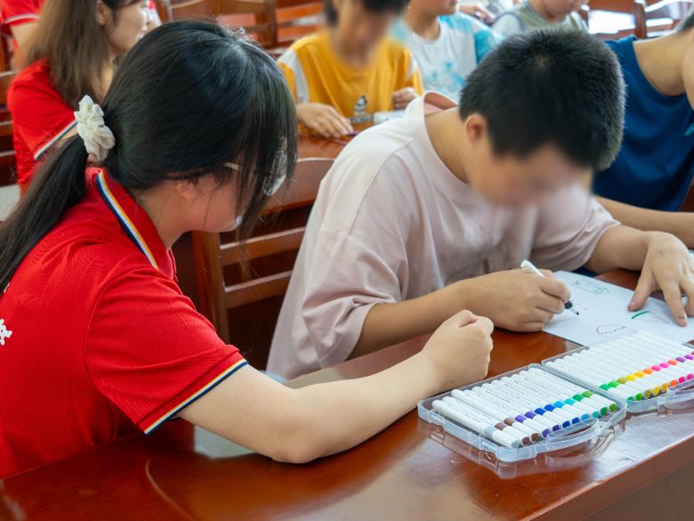 �����L�옷�r(sh��)�⡱����ɫ�ʶ���옷���ԅf(xi��)���c(di��n)�����L