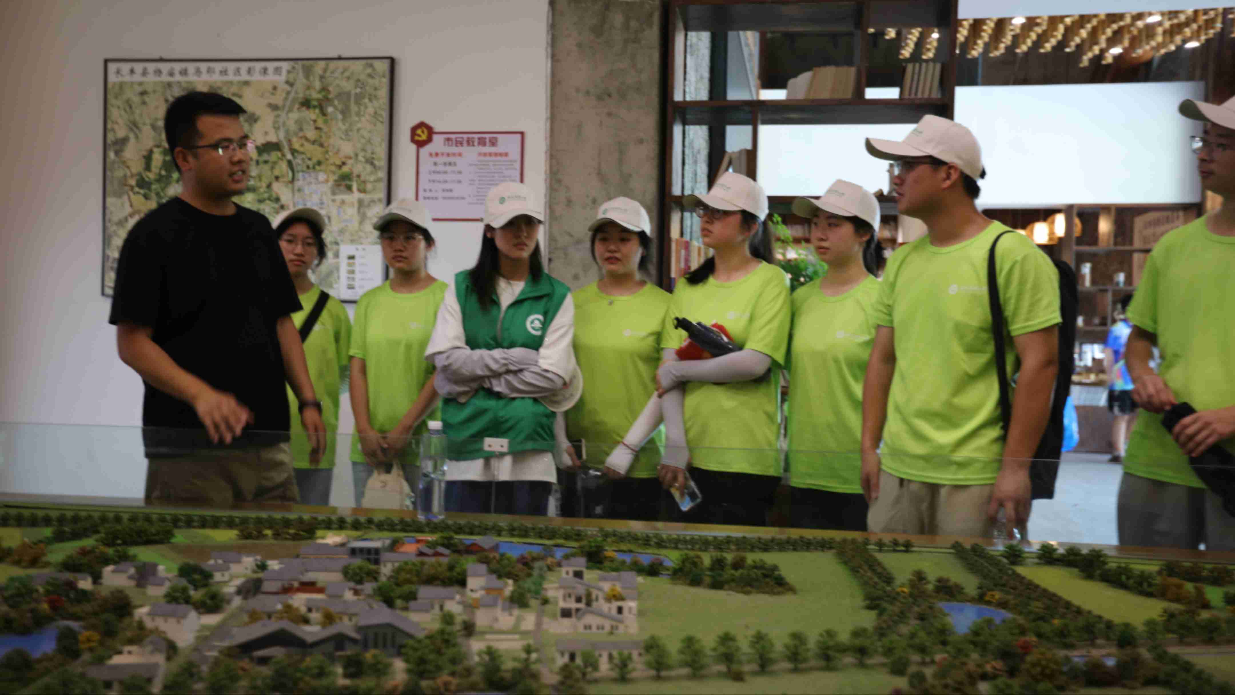 �����r(n��ng)�I(y��)��W(xu��)�����ԉ�(m��ng)���R�����������^(gu��)������̽���R۫δ��(l��i)�l(f��)չ