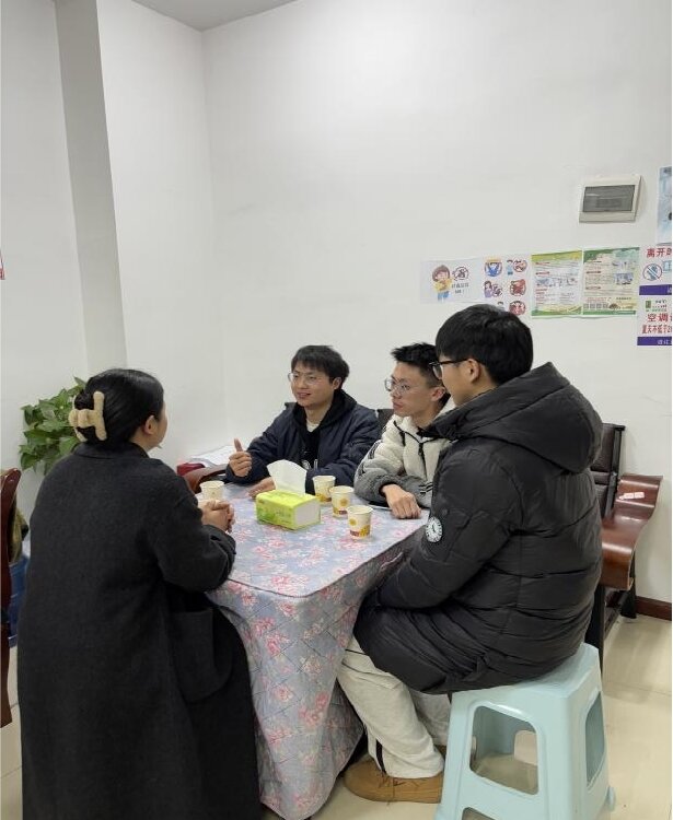 �F�ݴ�W���`������������ںϣ���Ĩ��ؼҡ��cȼ�l�����d����