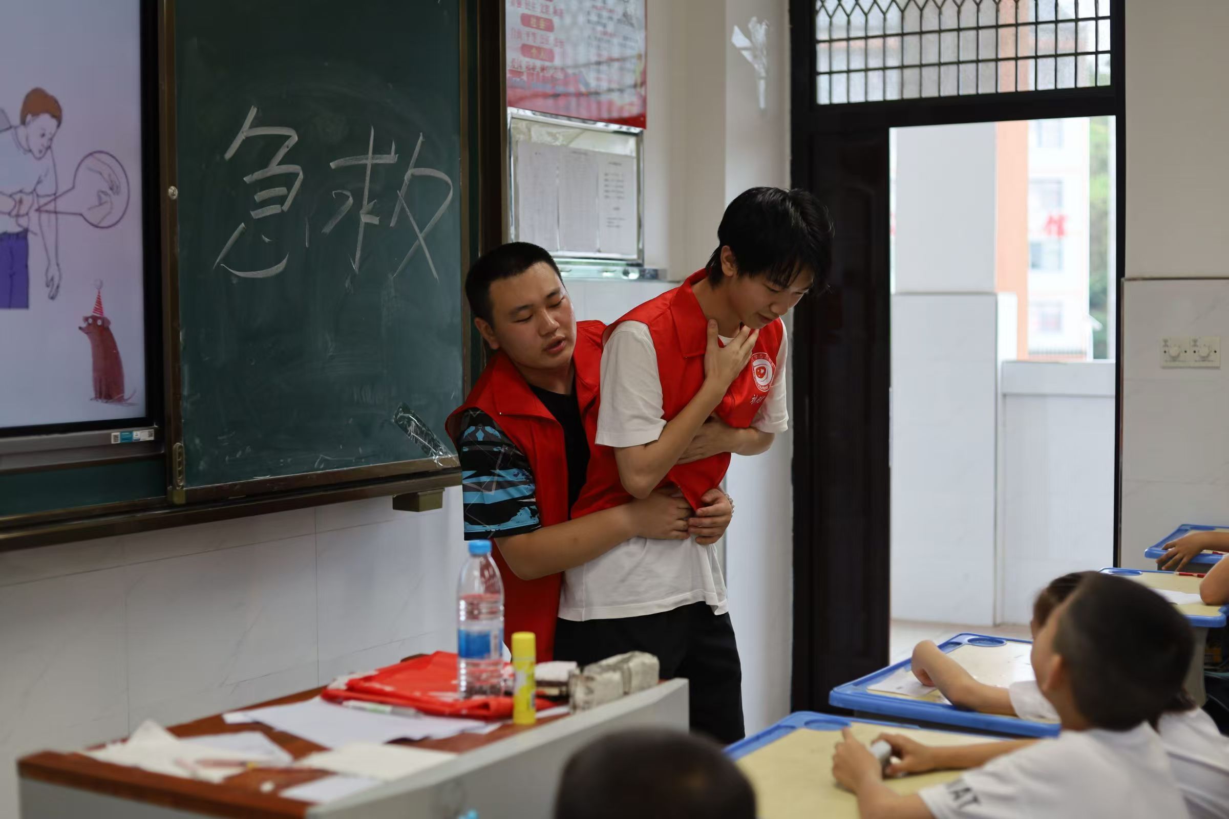 ���tˎ�ɿɉ����P�����؃�ͯ������δ��������