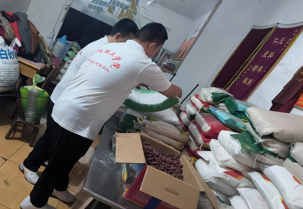 ���(y��ng)�����W(xu��)Ժ��ľ���̌W(xu��)Ժ����(r��n)��������ůϦ�(y��ng)����(sh��)�`���(d��ng)